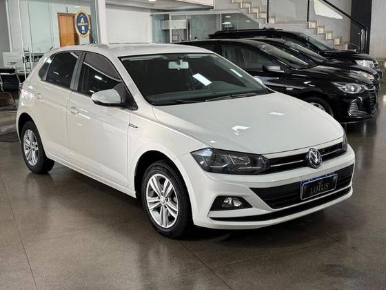 VOLKSWAGEN POLO 1.0 200 TSI COMFORTLINE AUTOMÁTICO VOLKSWAGEN POLO 1.0 200 TSI COMFORTLINE AUTOMÁTICO
